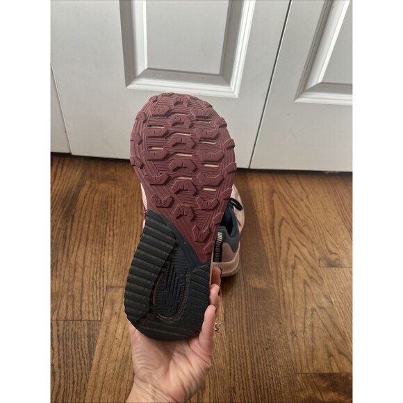 New Balance Womens Size 8.5 Dynasoft Nitrel V4 Trail Running Shoe WTNTRCP4 - Picture 5 of 5